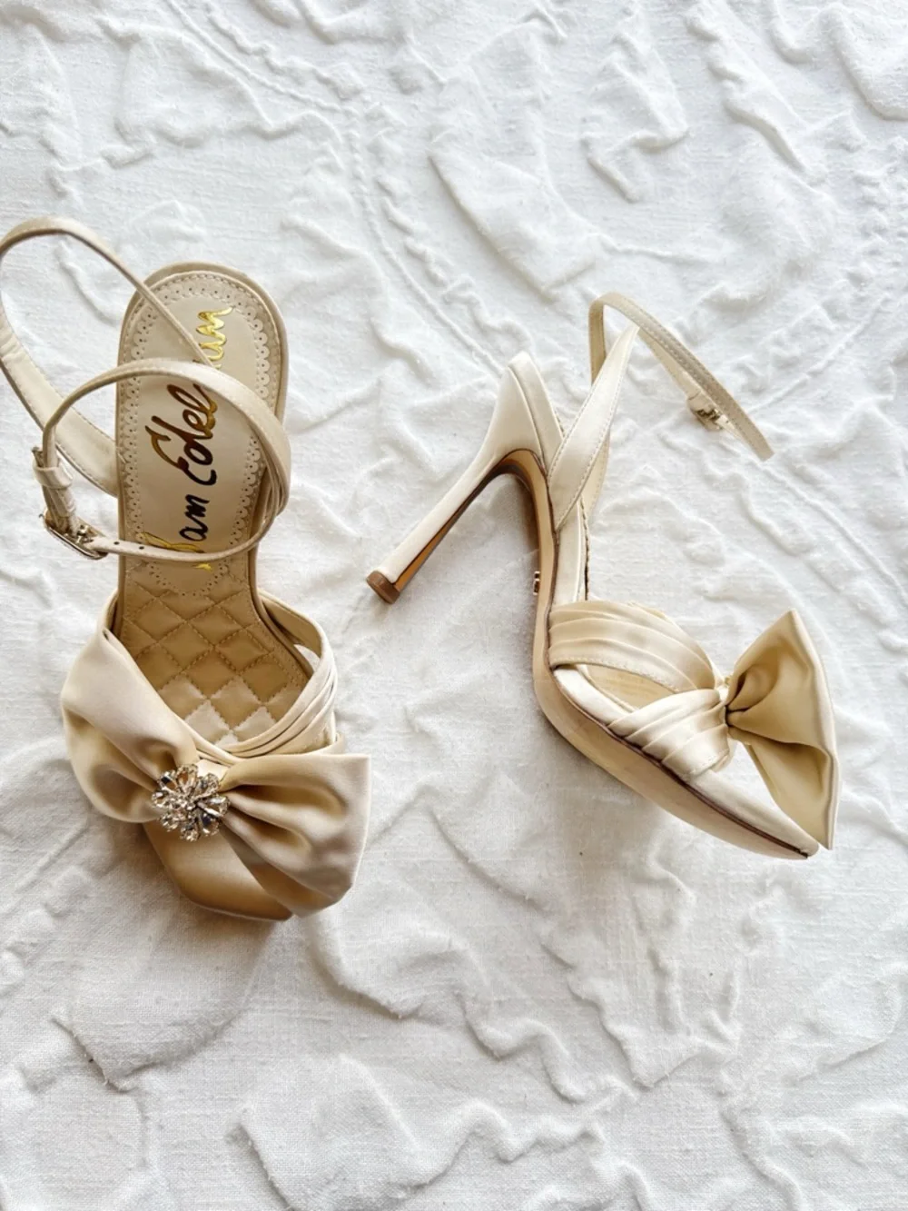 Sam Edelman Ivory Lexi Stiletto Heel
Sandal Size 6 - Picture 5 of 10